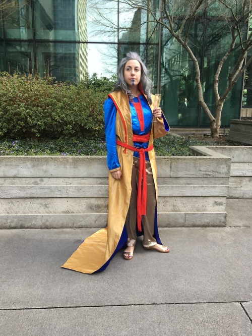 veliseraptor:“No one loves you more than the Grandmaster.”[@ameliarating​ as the Grandmaster, photo 