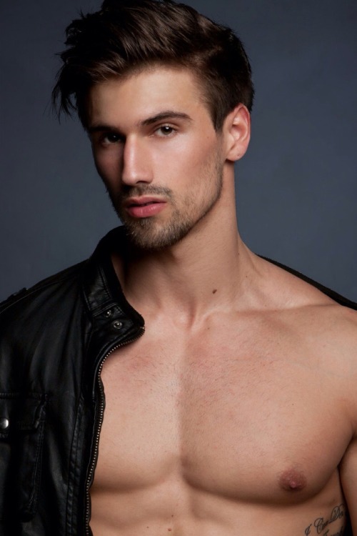 the-bulge-project:  Colton Szostek (Wilhelmina Philadelphia) by Sean Gomes for Dominus Magazine