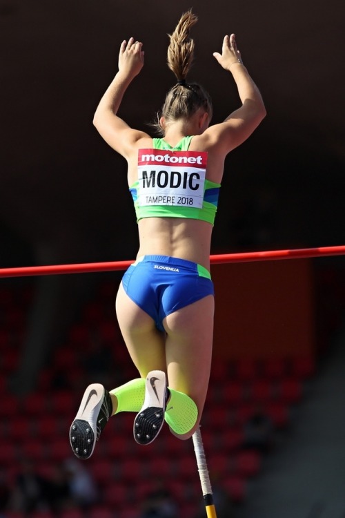olympic88: Nastja Modic (Slovenia) 2018 World Junior Championships