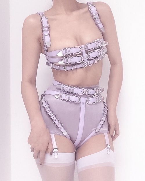 exclusivelyselectedlingerie:  creepyyeha:  Creepyyeha     ♥   