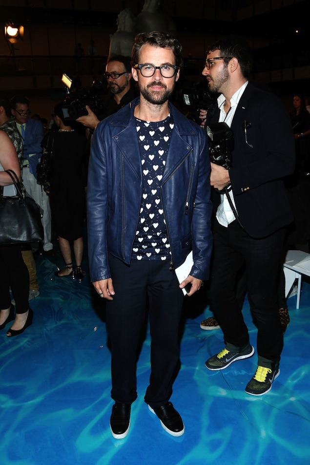 leauxnoir:  Brad Goreski goes homeless chic, he can pull anything off 👏 