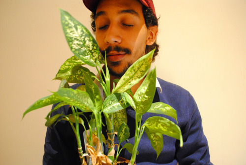 dedbae: goddess-jas: liamgavynsalt: Plant Boy. The absolute cutest. Wow
