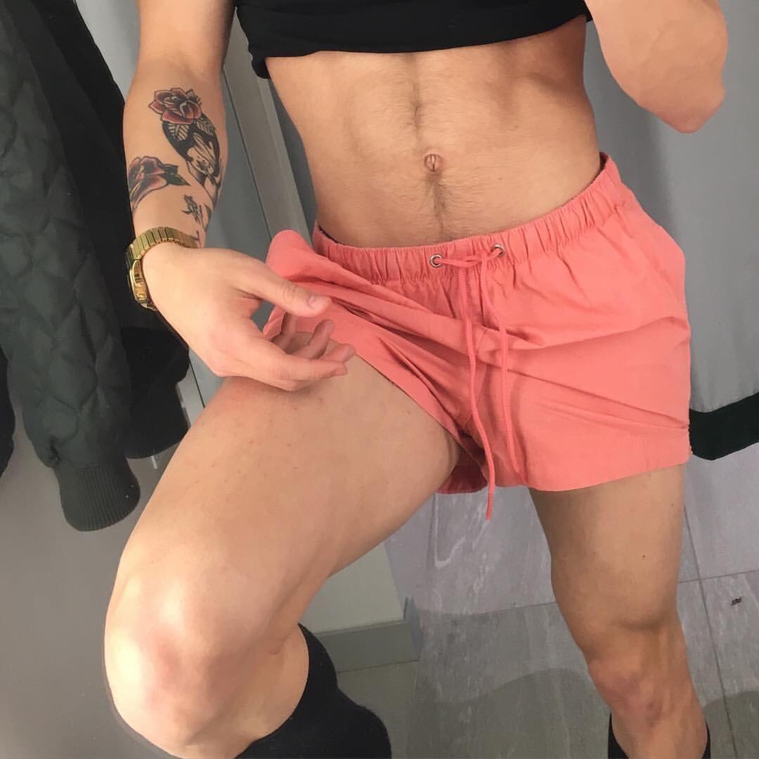 G A Y Z I L I A N