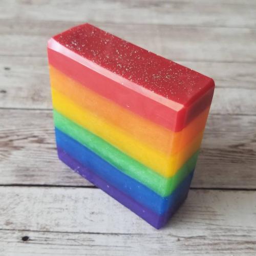 justlgbtthings: snootyfoxfashion: LGBTQ+ Pride Soap from PrettySoapCo the ace one is mesmerizing