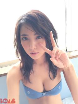 Japanese And Taiwanese Girls