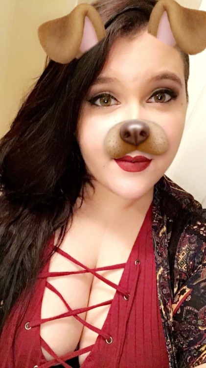 chubby-bunnies: Baylee. 19. Size 22-24. Felt so beautiful and sexy going out last night. Took a bunc