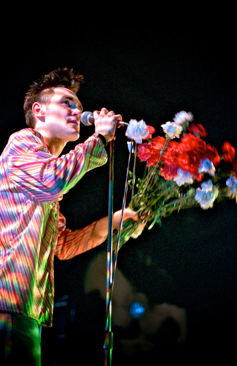 spacegirl1900:Morrissey with flowers