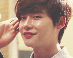 ssupjess:  You’re so ridiculously cute ヽ(´～｀；） 