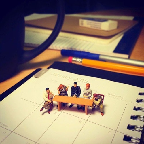 asylum-art:   Funny Photos Capture Tiny Moments of Agency Life in Miniature by Derrick