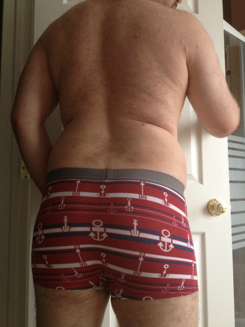 nonspecific84:  Photo request: me in red underwear, front and back view. I have a great pair of fire engine red briefs at home, but I’m housesitting right now and don’t have them. These will have to do