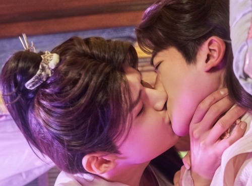 Halfway Checkpoint Of Acts Of Physical Intimacy In Uncensored Wuxia BL Meet You At The Blossom (1-6 Episodes