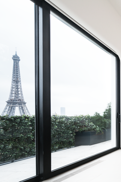 cknd: Paris Apartment by Renauddejeneffe
