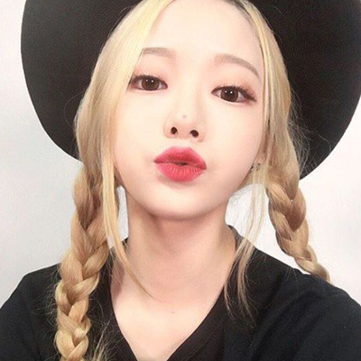 blonde ulzzang girls like or reblog if you save ♥ all credit to owners ♡