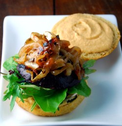 veganinspo:  Beet Burger with Chipotle Cashew Hummus