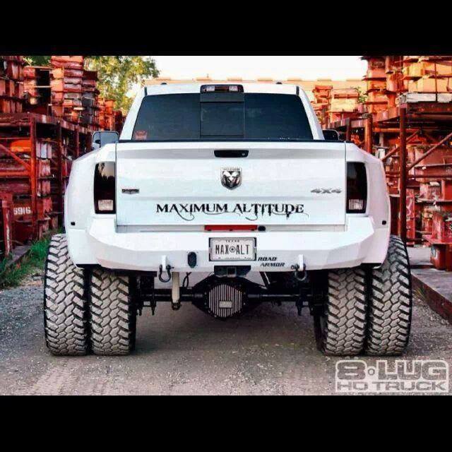dieharddiesels:  DAT ASS!