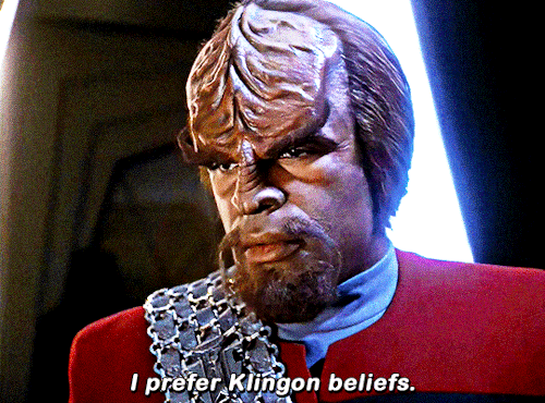 4.10 HomefrontSTAR TREK: DEEP SPACE NINE (1993-1999)