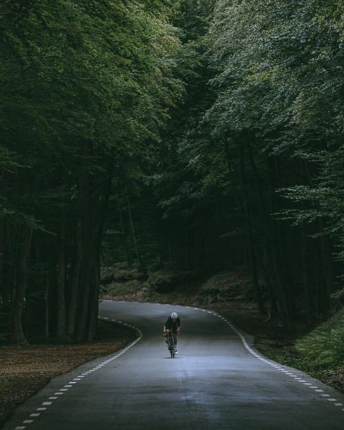 imbrazodehierro: Shot for @santafeopenroad . ‍♂️ Mr. @lacajadeldiablo . . . . . . #brazodehierro #ro