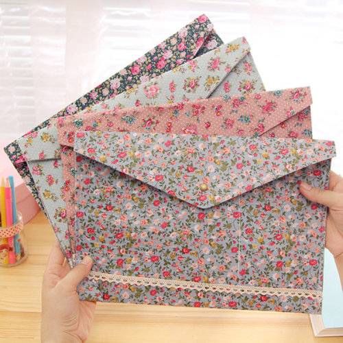 love-chicnew-fashion: Floral Stationery Supplies Art Watercolor Paint Cakes    ^^   &