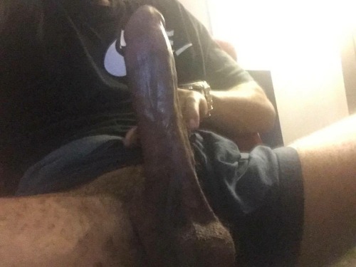 trvllniggabait2:  he keep asking too so here’s Sean