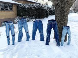 roun-dab-out:  randomencounters: Encounter: 1d6 pairs of animated jeans (hostile) nobody gangsta now 