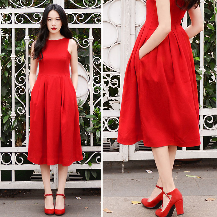 lookbookdotnu:  Vintage Red (by Rosa)