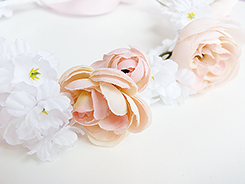 dolldear:  ♡ new flower crown available for purchase ♡ 