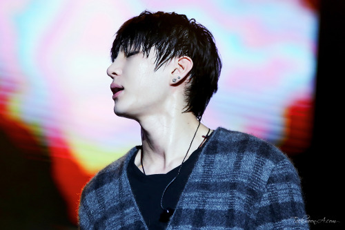 prince-taekwoon:do not edit | © 택운아닷컴