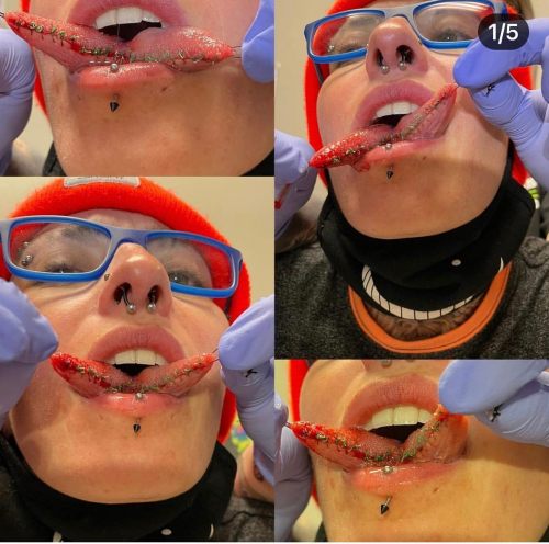 Tongue split by haileys.extreme_bodymods. Follow her on Instagram! DM me if you want to be featured.