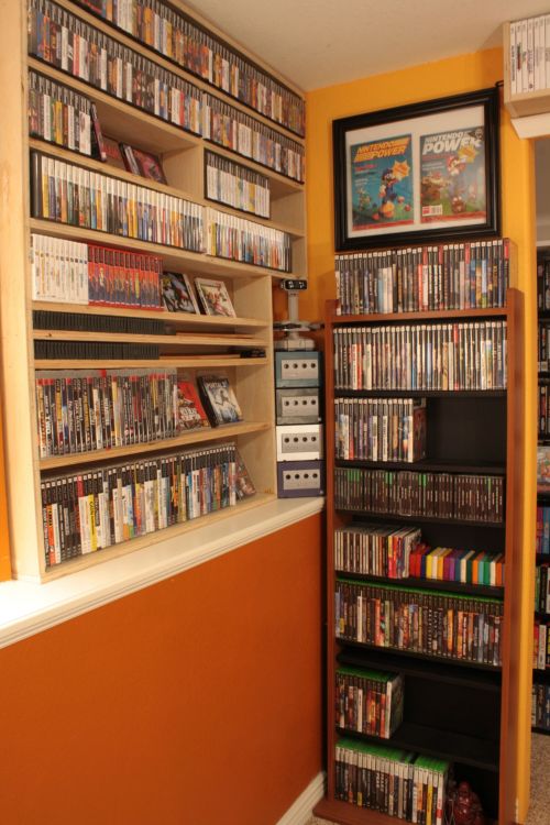 usenowayasway:  It’s not the biggest collection in the world, and the rarest game he has tops out at around 軸, a far cry from the thousands of dollars some rare games are reported to be worth. So what makes his collection so special? It’s all about