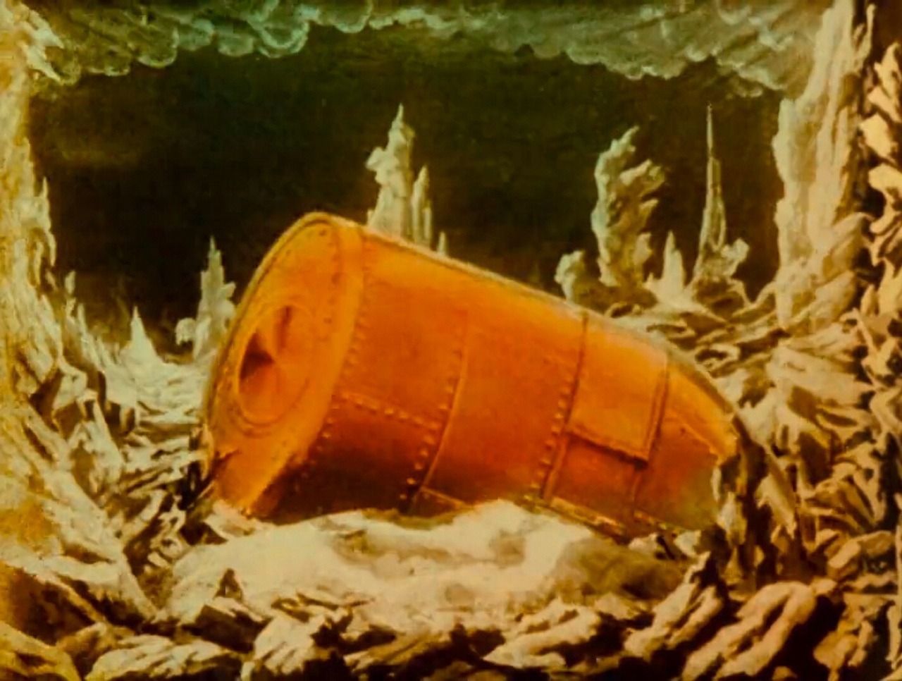 atomic-chronoscaph:A Trip to the Moon (1902)