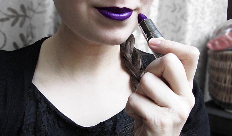 spookyloop:  I tried my new metallic purple lipstick for the first time today and