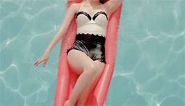 dimplesjae:kgs gif battle: @135hp ☆ @cinnamonsynonyms ☆ @dimplesjaeweek fourteen » seasons↳  summer
