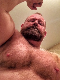 fhabhotdamncobs:  redbearuk1: How you doing?   W♂♂F     (WARNING!   No “Pretty Boys” here.)  