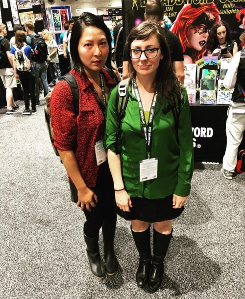 Jane and Daria #cosplay #sdcc #dariamorgendorffer #dariamtv (at San Diego, California)