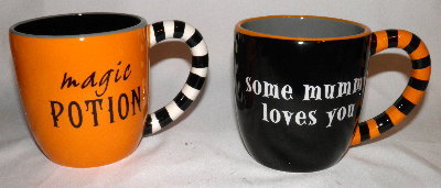 woodsmokeandpumpkins:  Halloween Mugs, from Ghoul Gallery 