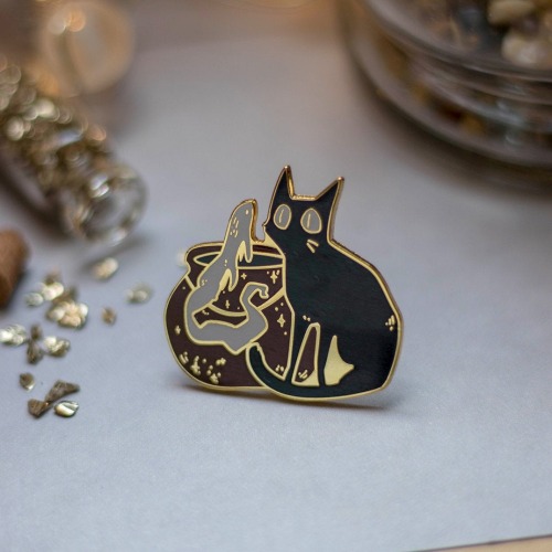 sosuperawesome:The Witch’s Cat Pins Aurigae Art on Etsy