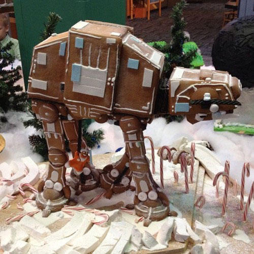 Amazing Gingerbread Creations! Gingerbread that looks too damn good to eat.