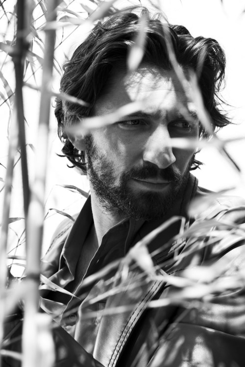 loveshnicky:   Michiel Huisman