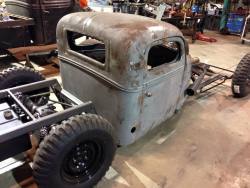 rhubarbes:  Rat Rod via Rat Rod Magazine.More