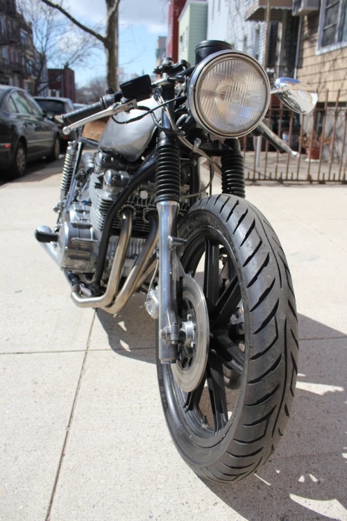 caferacerdesign:  Cafe Racer Design SourceYamaha XS750 @caferacerdesign