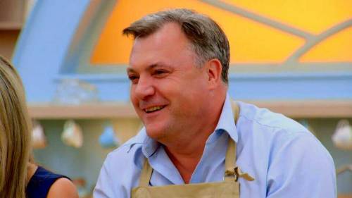 bigmenoftvandfilm: Ed Balls on Sport Relief Bake Off. Goddamn, that man is attractive.Part 1 It&rsqu