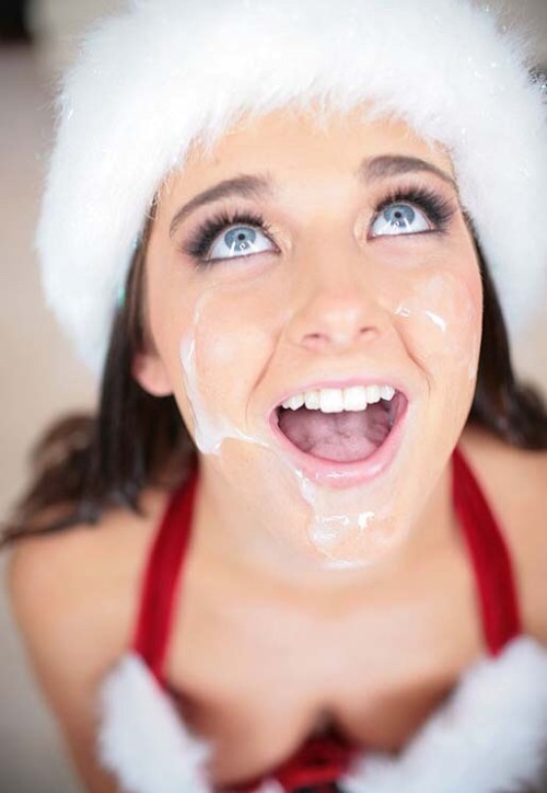 Porn Pics smile4itu:  Merry f’n Christmas ya dirty