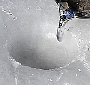 zef-stims:Pouring molten aluminum over dry ice x
