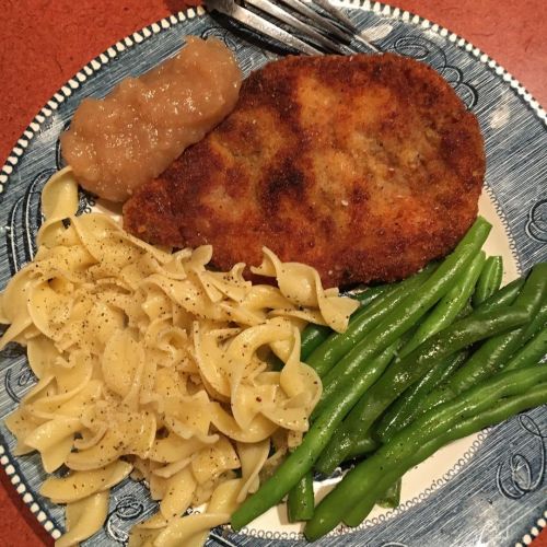 Simple Saturday night dinner. Lemony Pork Schnitzel, buttery noodles and green beans.. w/ @natdjones