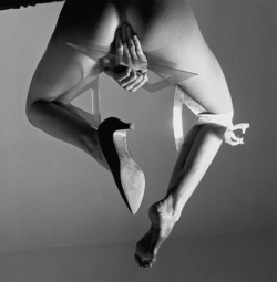 acetylene-eyes: Tono Stano - Right-angle