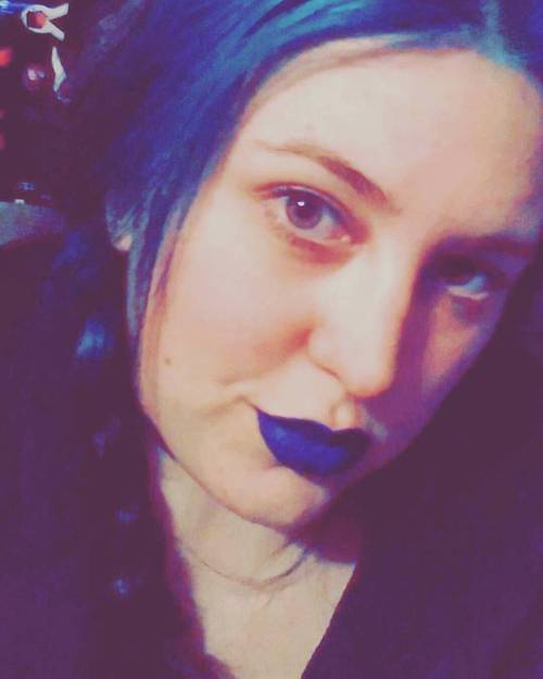 Looking blue but feeling good. #bluehair #articfoxhaircolor #bluelips #jeffreestarcosmetics #bluevel