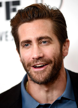 gyllenhaaldaily:Jake Gyllenhaal attends the