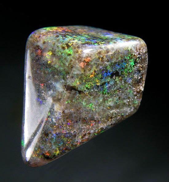 ggeology:  Opal // Andamooka Ranges, Australia