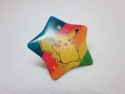 rainbowpollypocket: 2004 Rainbow Pikachu Pin
