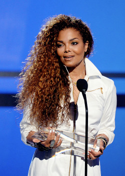 celebritiesofcolor:  Janet Jackson accepts the Ultimate Icon Award onstage during the 2015 BET Awards  I love Janet